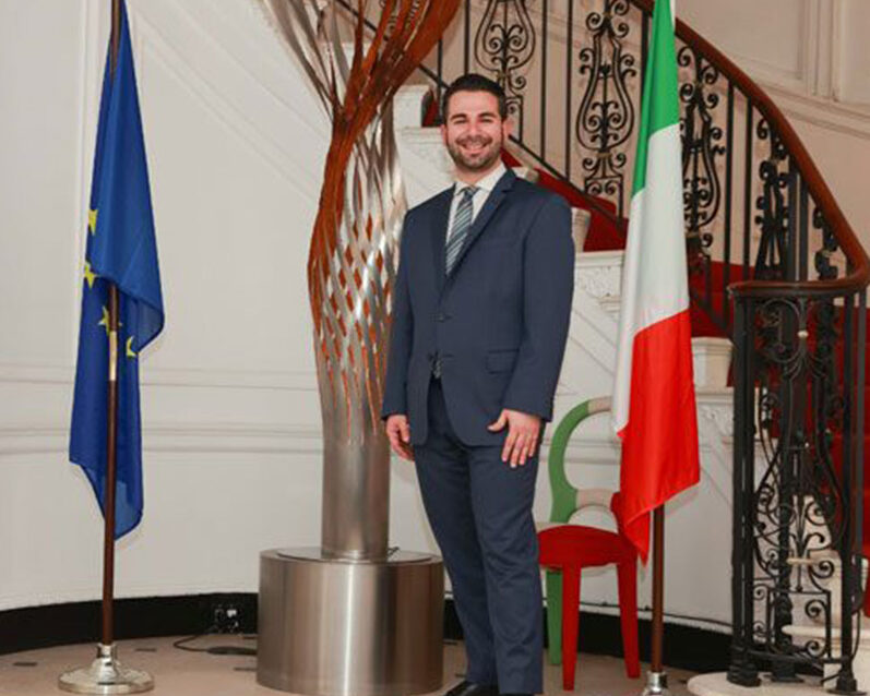 2alessandro_consolato_800-e1651857443833